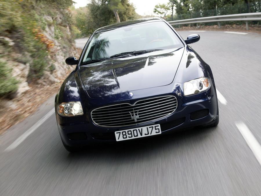  Maserati Quattroporte Automatic 2005 года  (фото 24 из 30)
